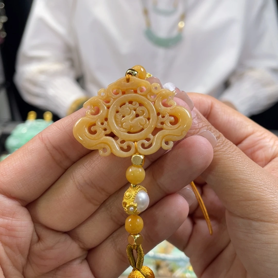 翡翠颈饰未镶嵌代编织