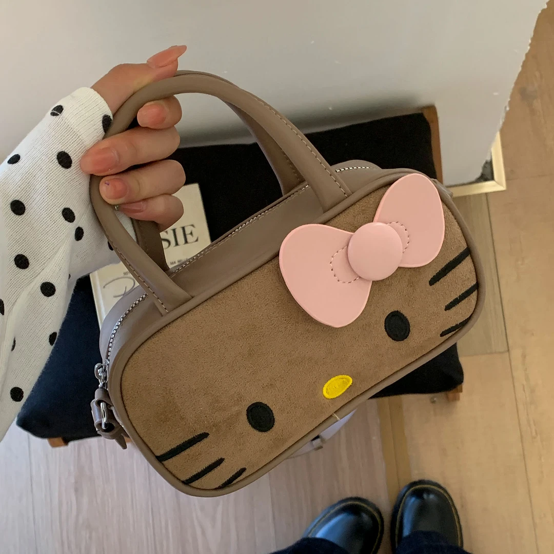 可爱猫咪小众设计保龄球包2025女精致复古百搭单肩包通勤斜挎包