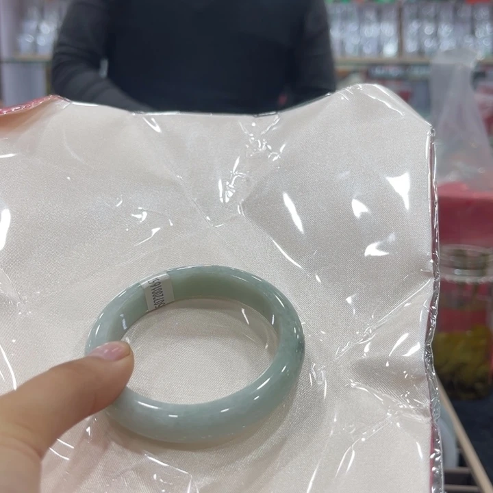 翡翠未镶嵌手镯天然翡翠