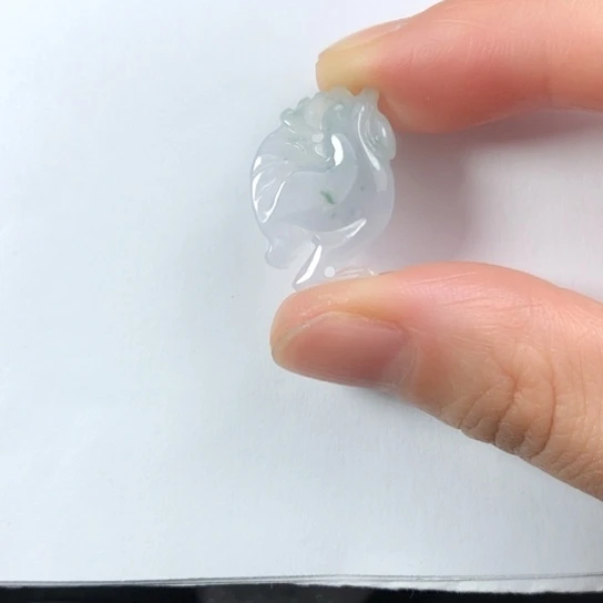 翡翠未镶嵌颈饰缅甸A货，每天下午1点半开播