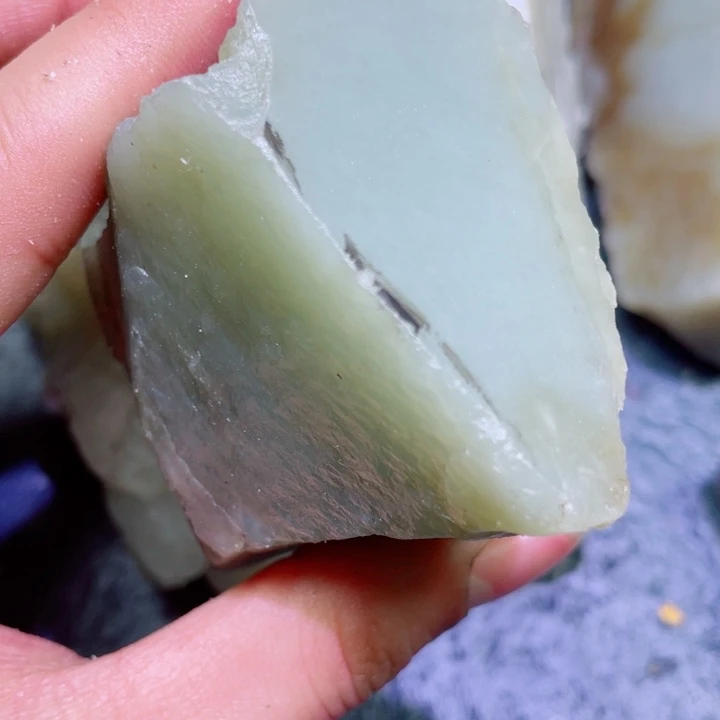 和田玉未镶嵌珠宝半成品