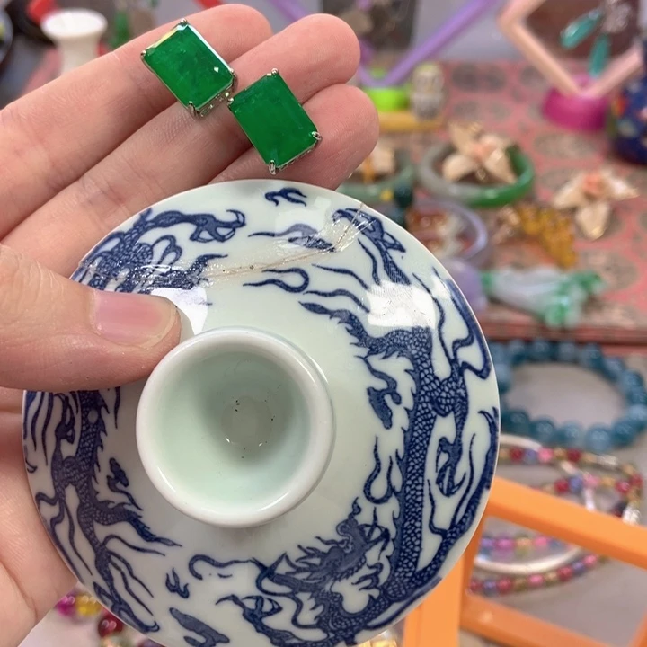 瓷片哈给哥哥哈哈哈哈就回不回家