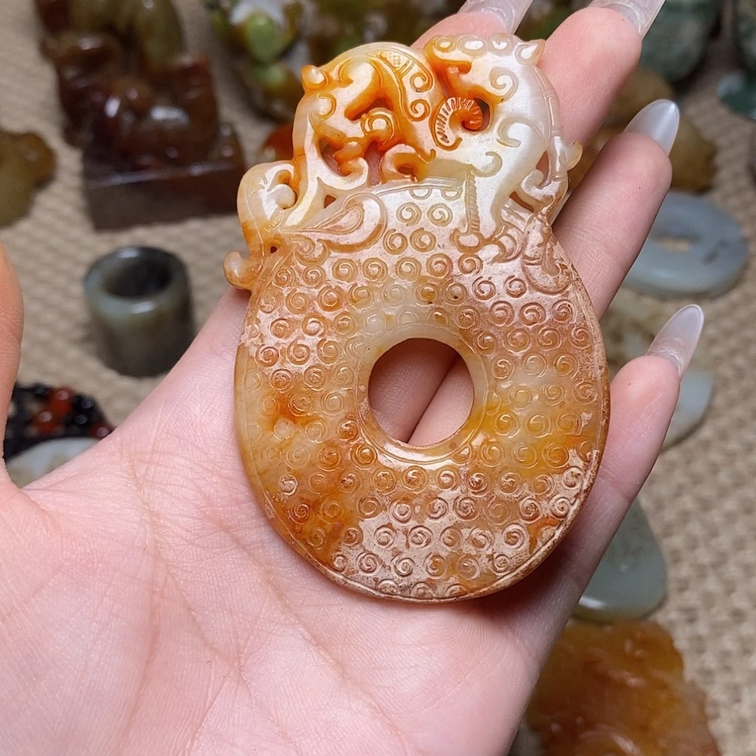 未镶嵌蛇纹石玉颈饰