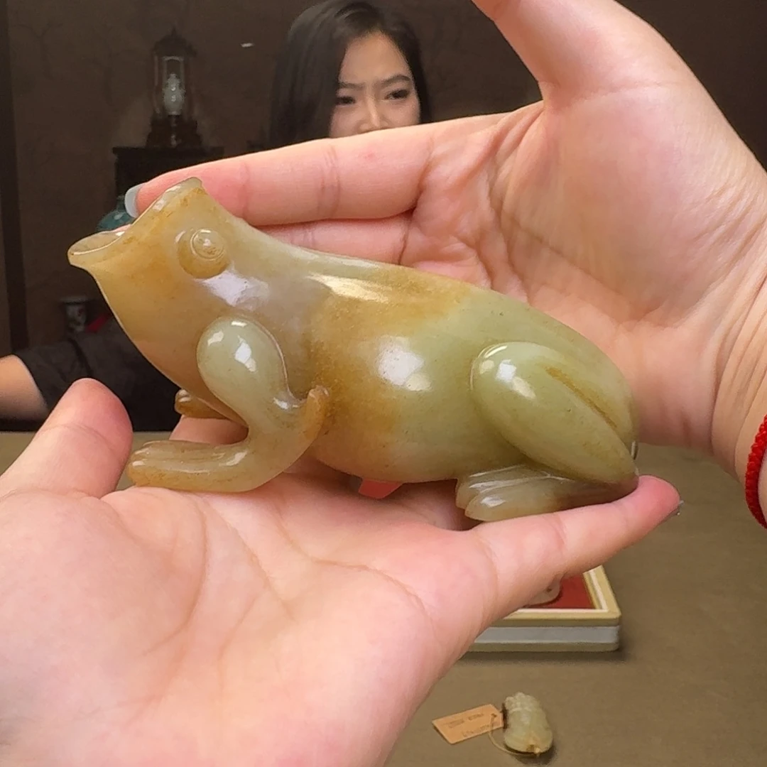 和田玉未镶嵌颈饰乄****情