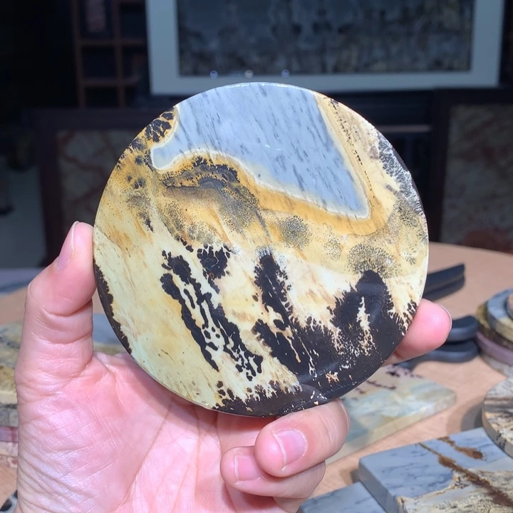 ，广西国画石摆件，收藏观赏