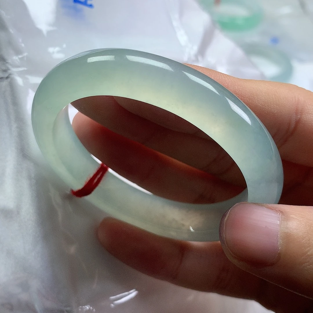 翡翠手镯未镶嵌55贵妃