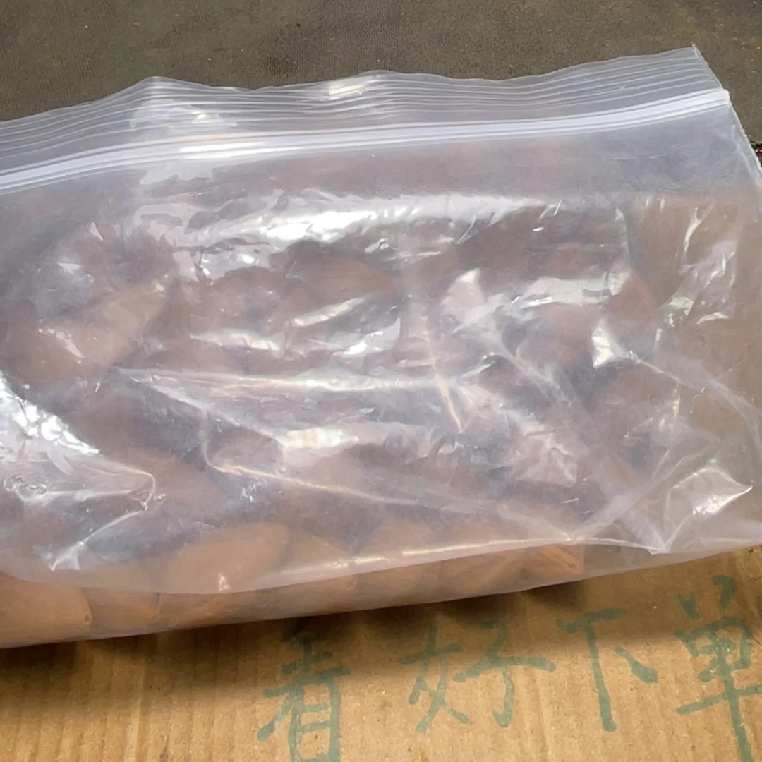 用***6橄榄核吊坠不退不换wetguj