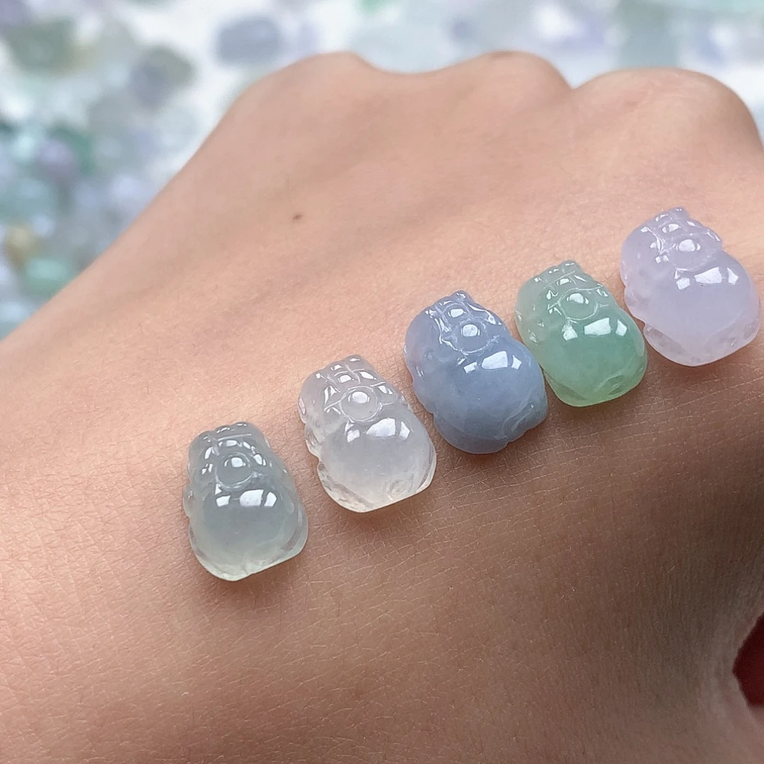 翡翠未镶嵌手链貔貅