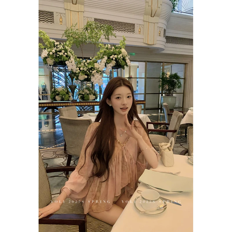 YOLI张宥利 "仙气萦纱"V领宽松古早衫夏季气质长袖防晒碎花雪纺衫