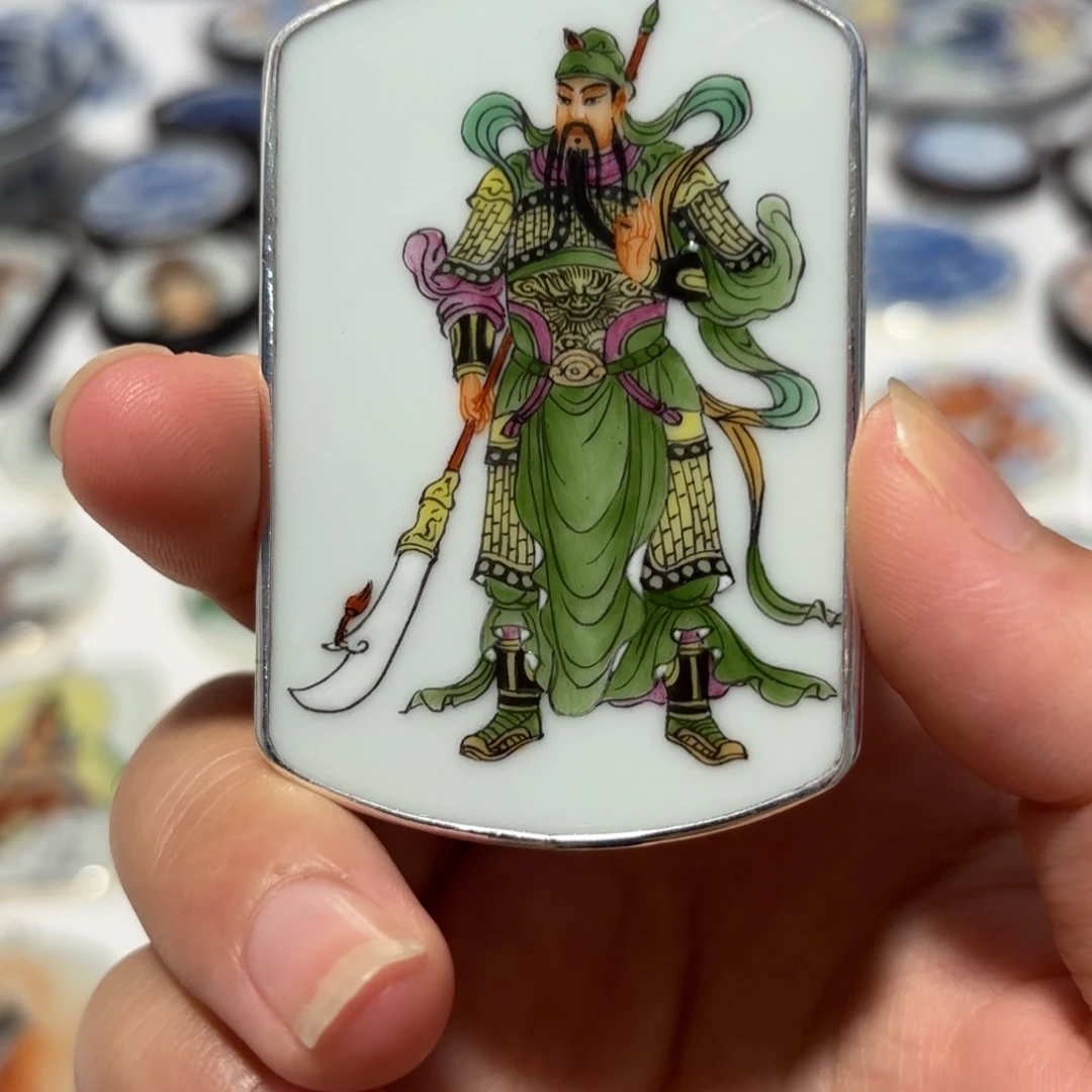 大***赁瓷片精品挂件一个