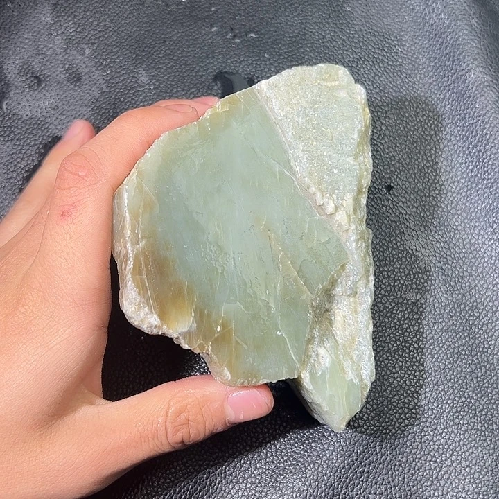 和田玉（糖玉）未镶嵌手镯