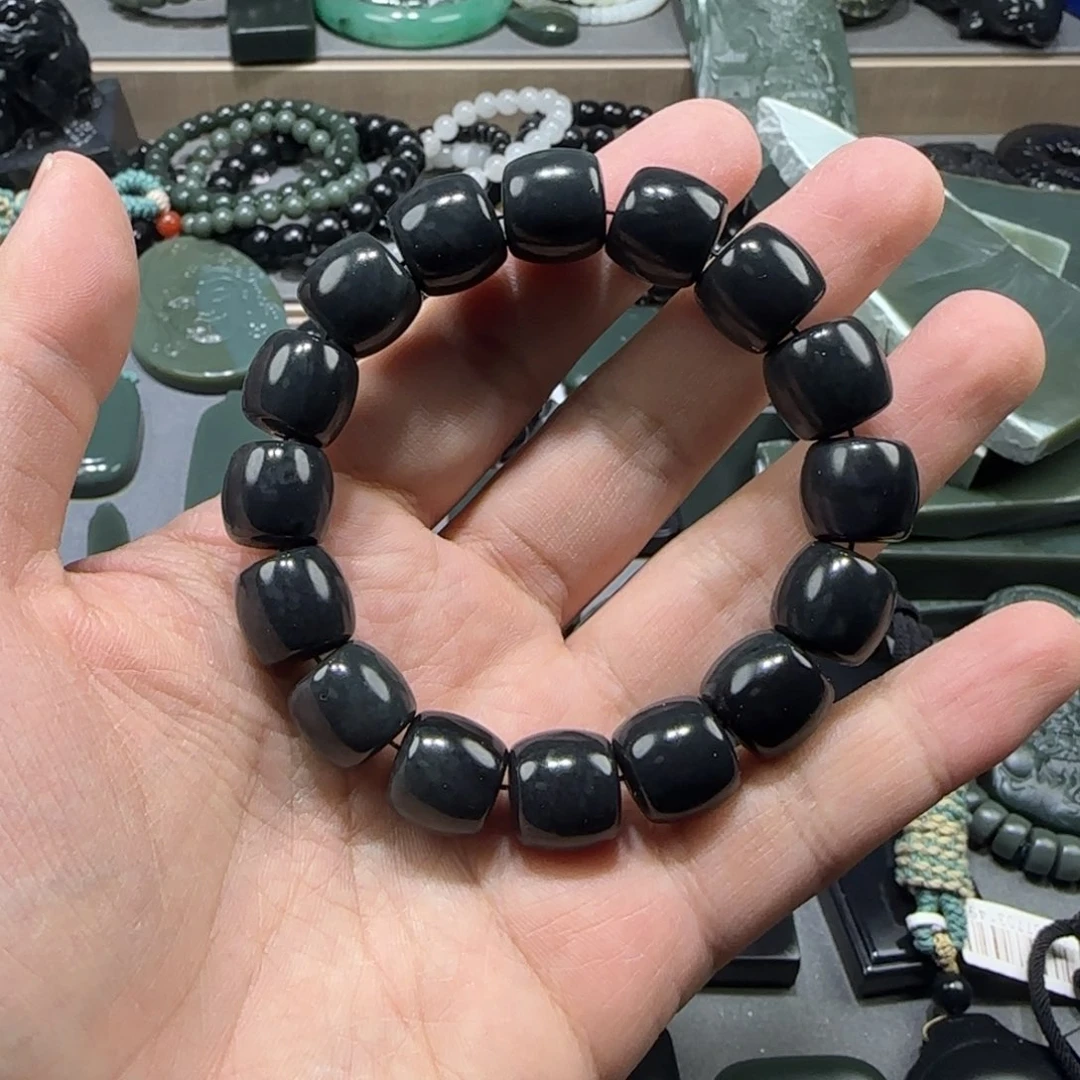 和田玉（墨玉）手串未镶嵌