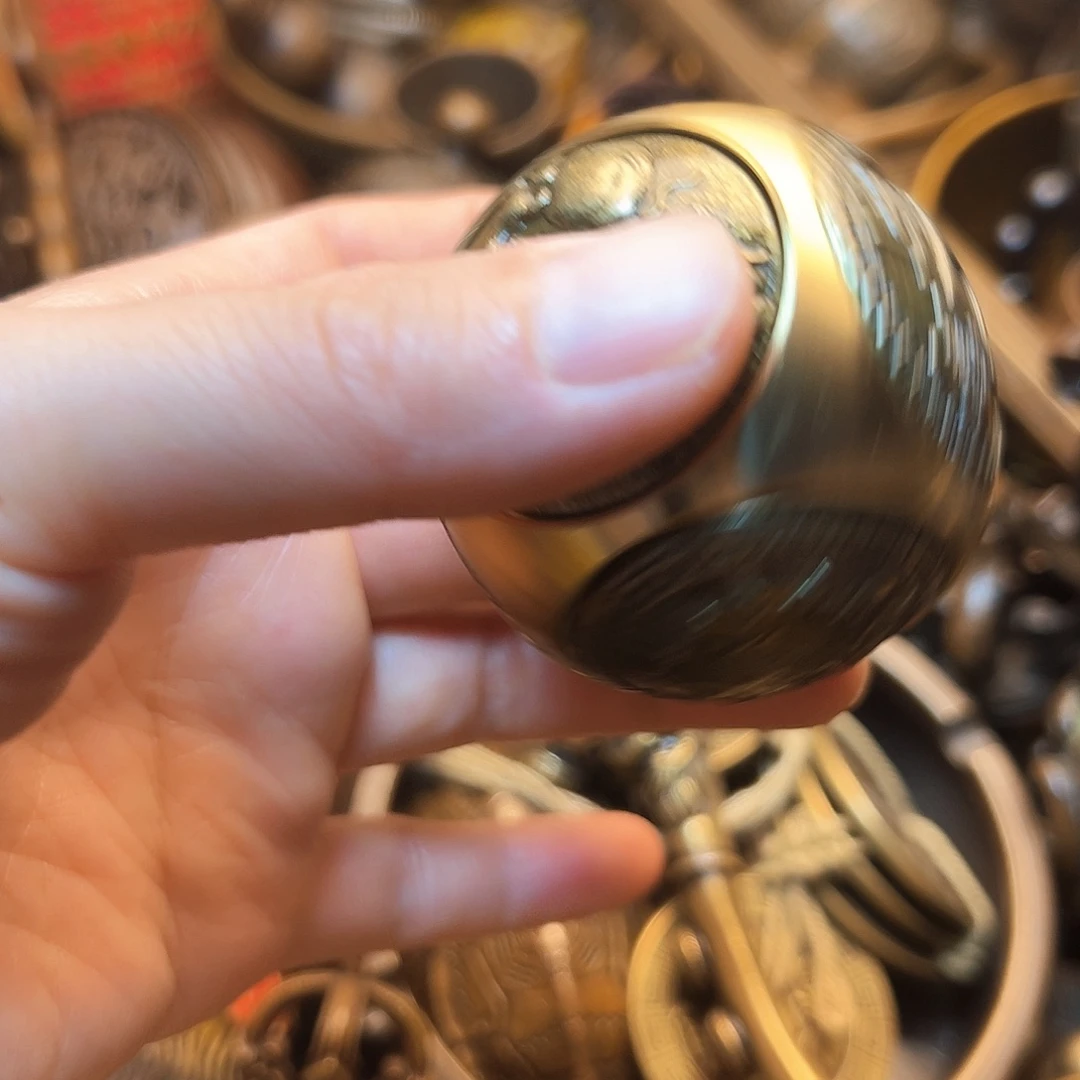 精美铜器工艺品等