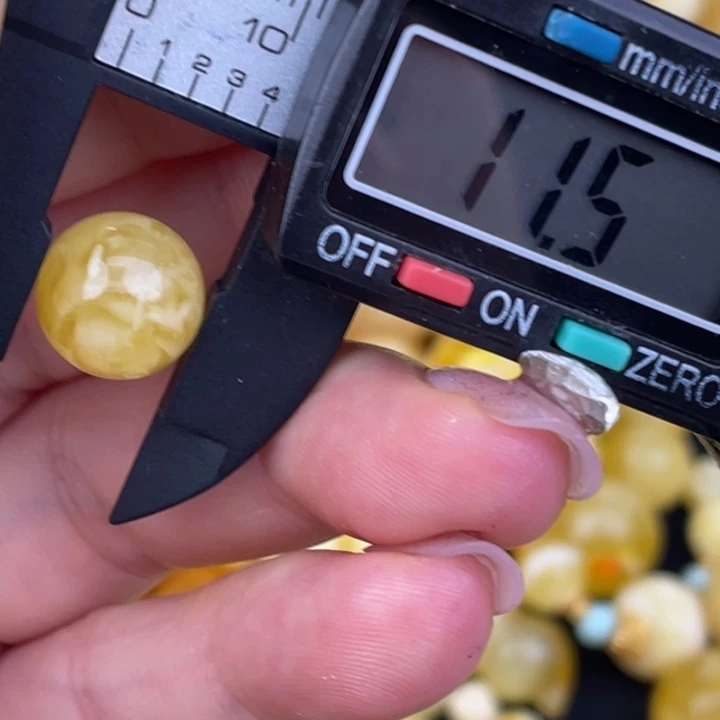 蜜蜡未镶嵌裸石224