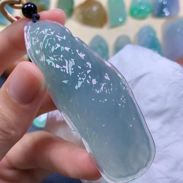 翡翠未镶嵌吊坠(不含链)