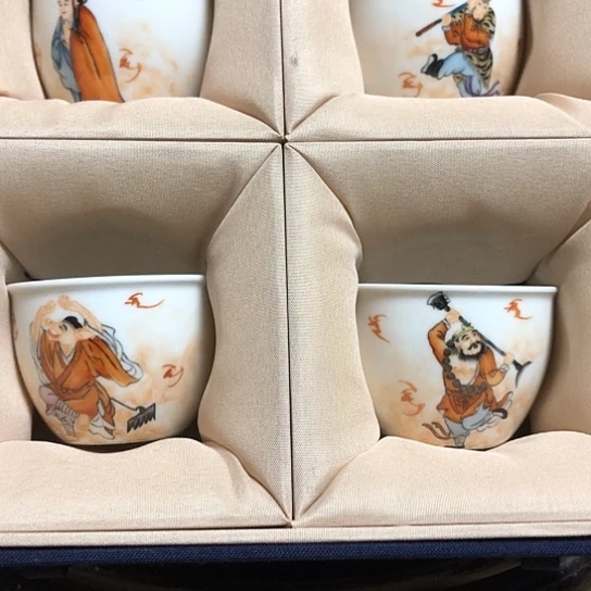 壶陶瓷的设计风格设计风格的设计