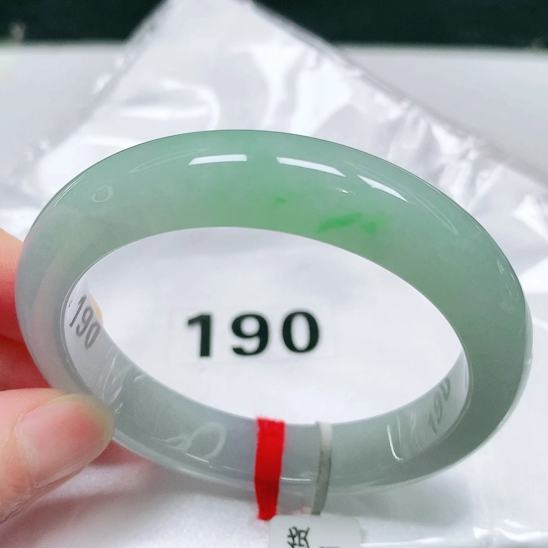 翡翠未镶嵌手镯8 号翡翠手镯