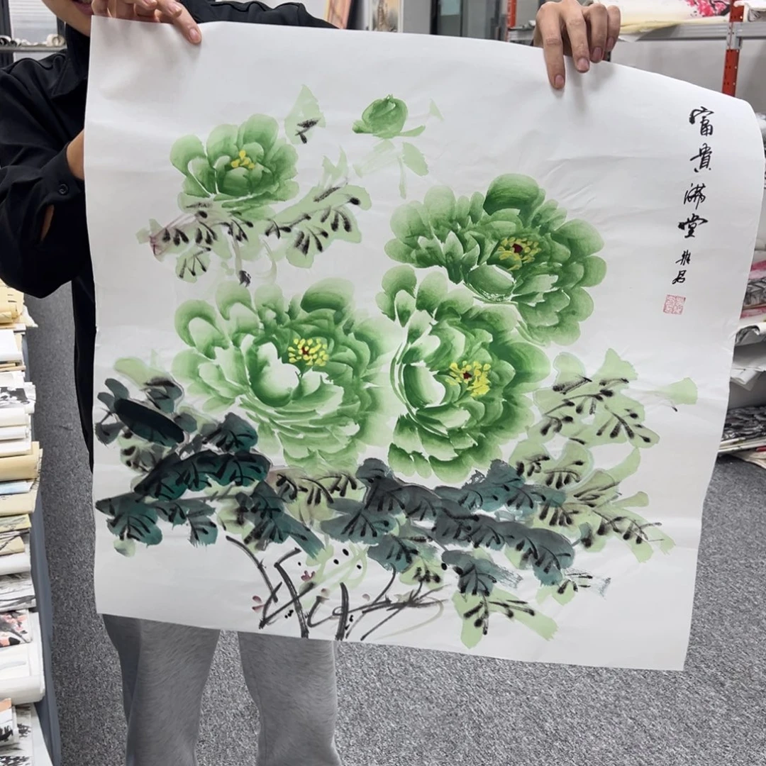 国画卖字画的小男孩