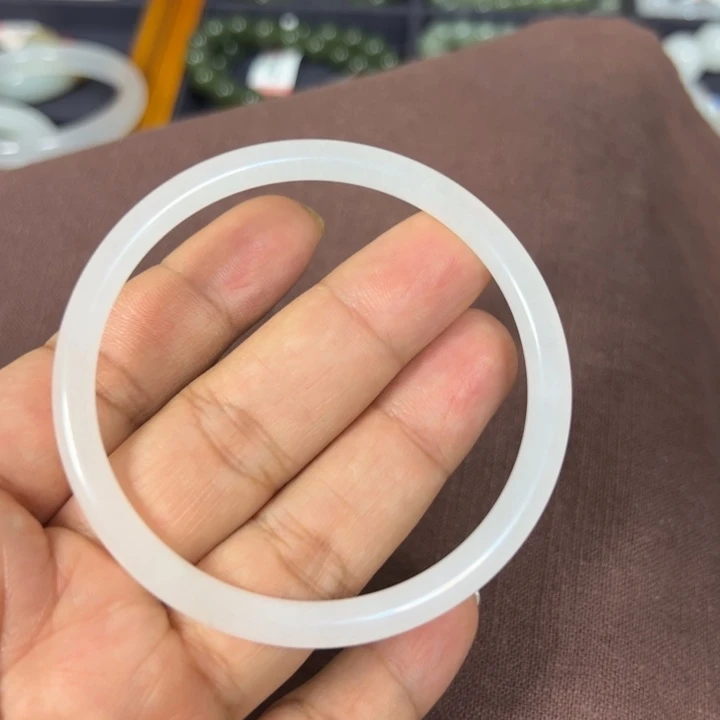 石英质玉手镯合金手镯