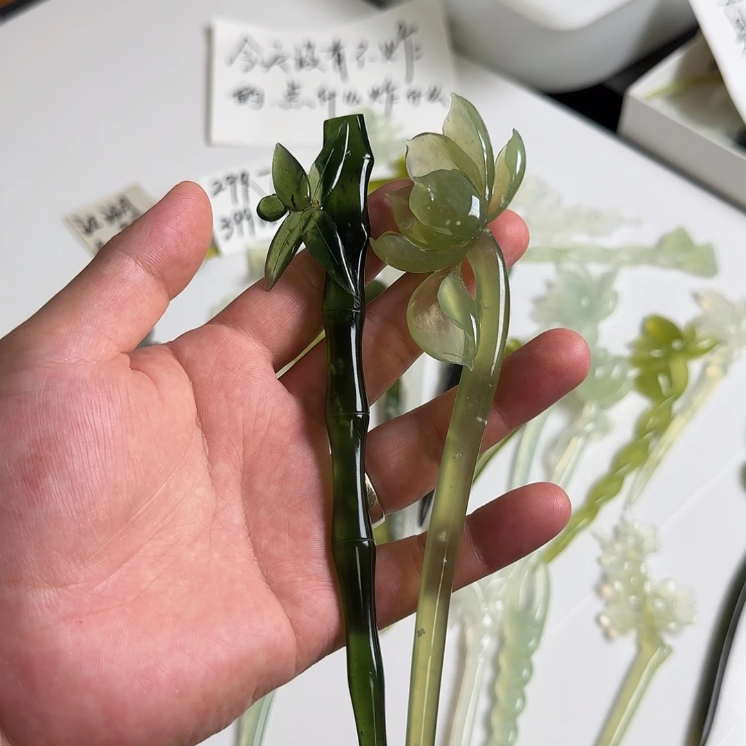 纳***5蛇纹石玉未镶嵌发饰