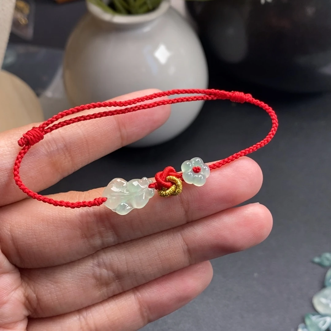 翡翠裸石小鱼花花手绳