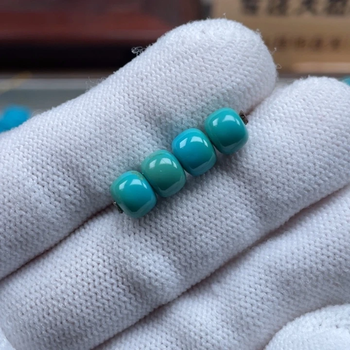 绿松石未镶嵌珠宝奇石7