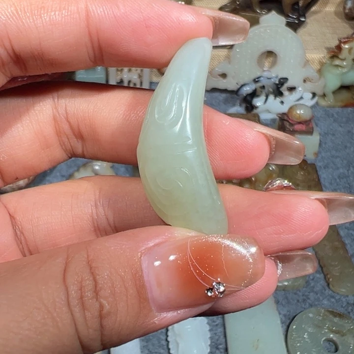未镶嵌和田玉挂件