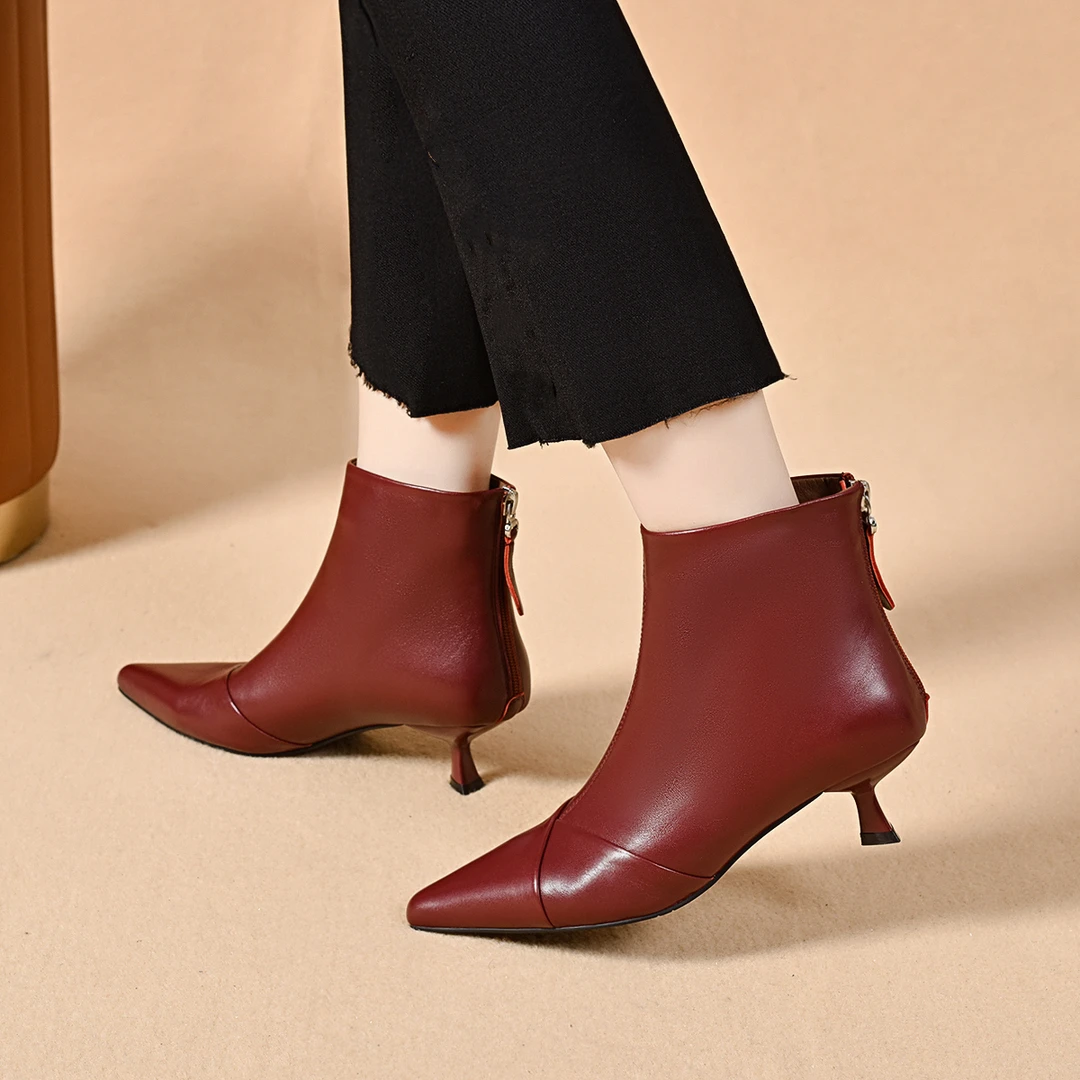 88-217秋冬小跟尖头短靴女真皮轻职风气质细跟及踝靴时尚时装靴