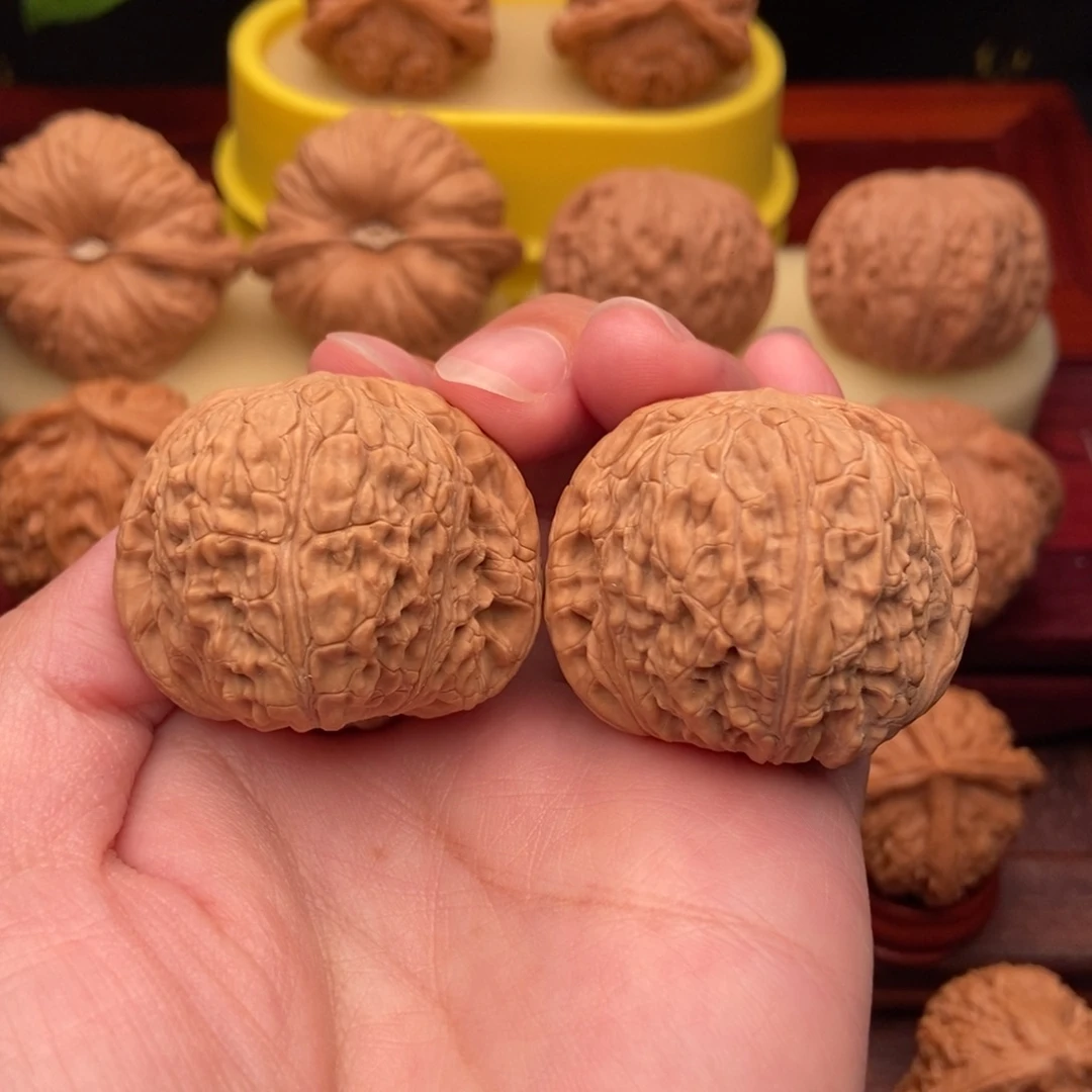 盾***Y把件文玩核桃精品泥鳅背39