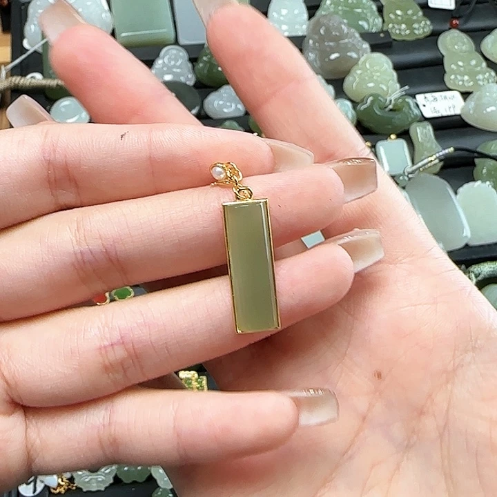 和田玉银S925镶嵌颈饰