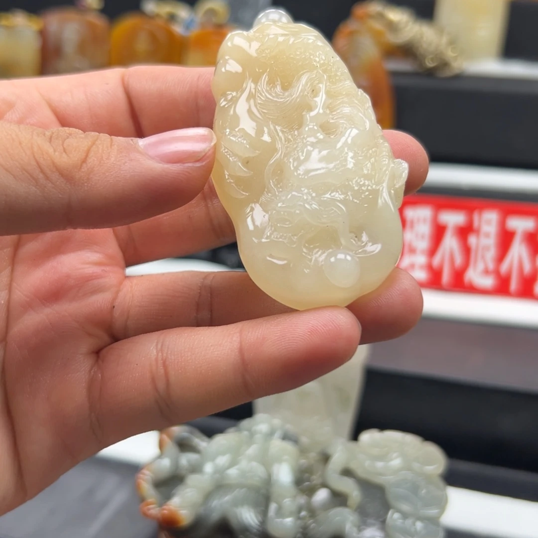 石英质玉（黄龙玉）未镶嵌多样性发货，发其一