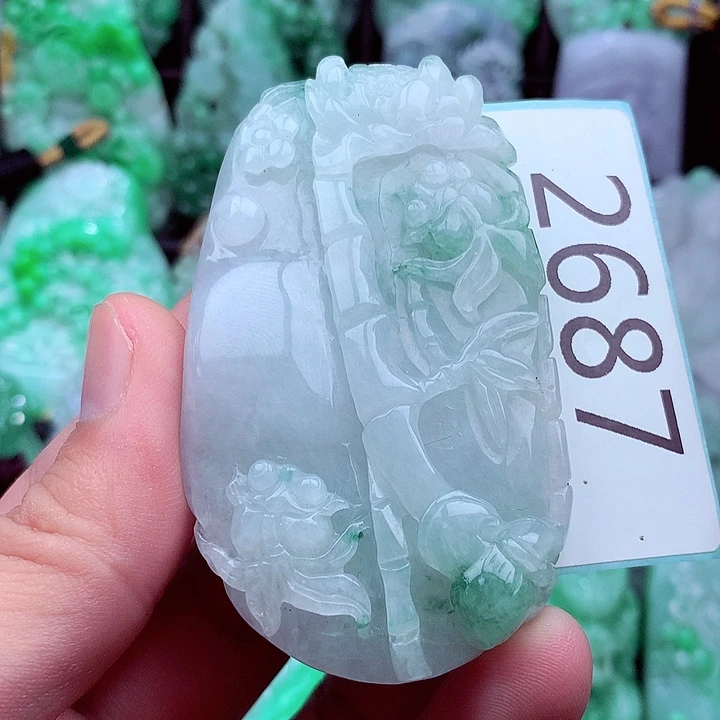 翡翠未镶嵌吊坠(不含链)