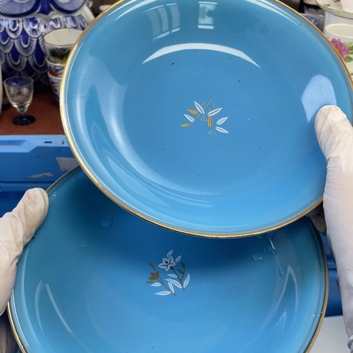 他家瓷器真美…开播了