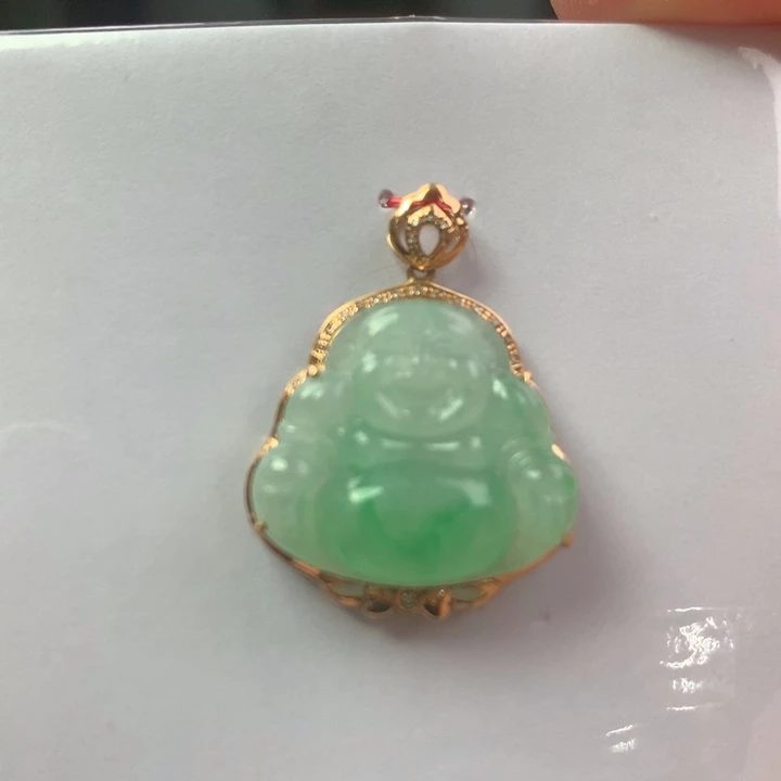 翡翠18K金镶嵌颈饰翡翠吊坠