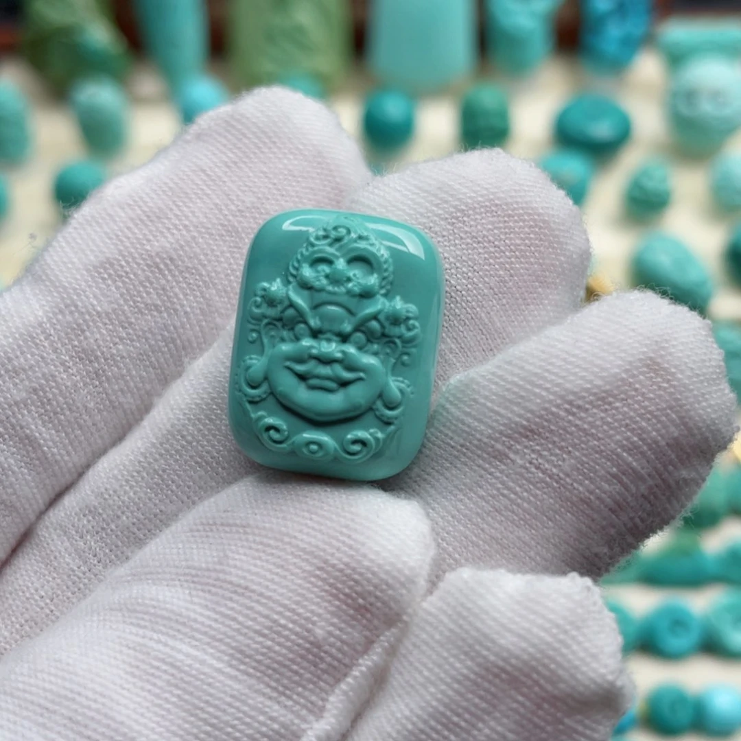 未镶嵌绿松石珠宝奇石