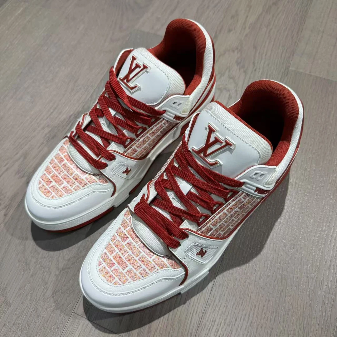 99新 LouisVuitton/路易威登 米兰限定白红trainer板鞋 限量350双