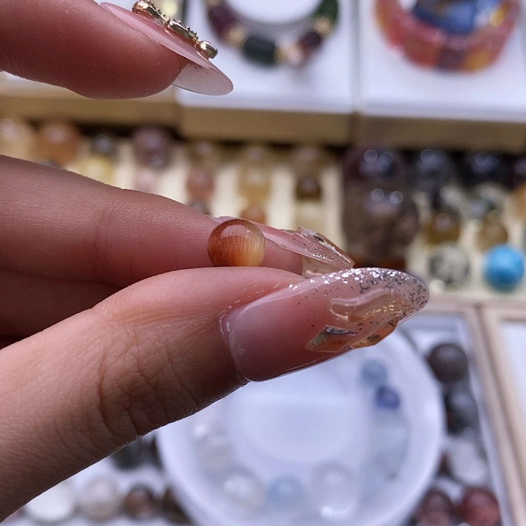 水晶颈饰未镶嵌，