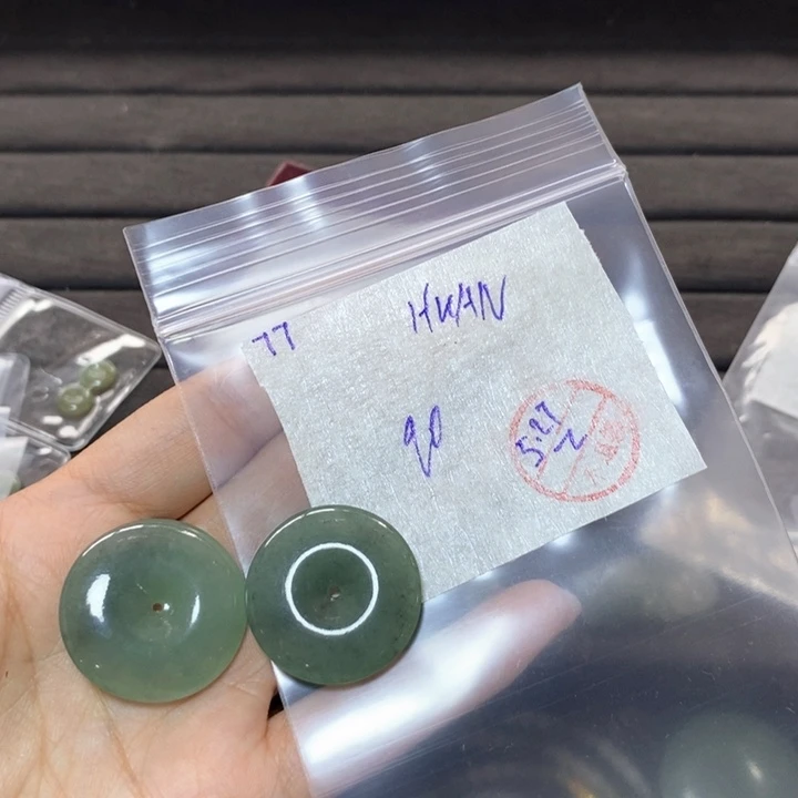 定制翡翠未镶嵌H**N不退