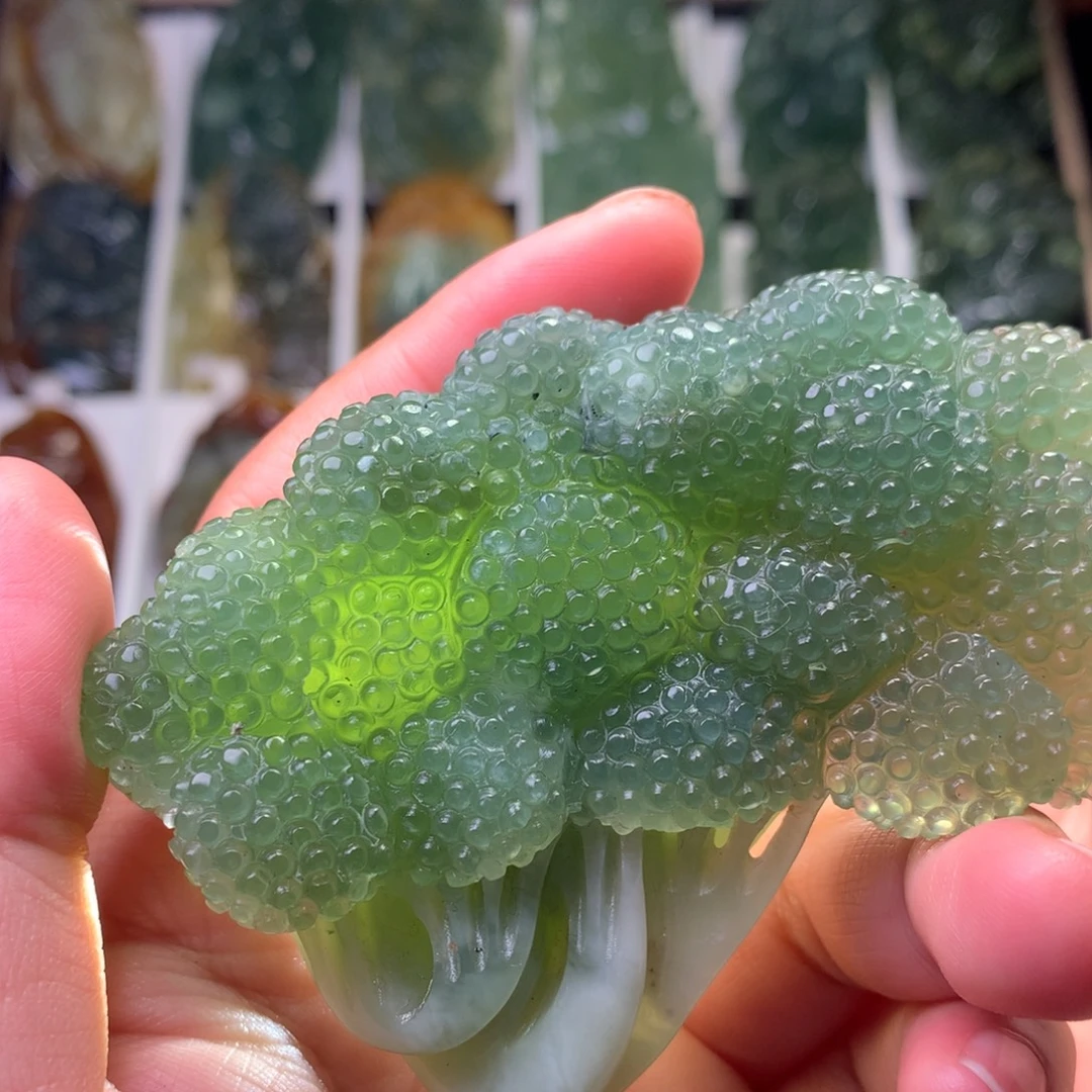 未镶嵌蛇纹石玉手把件西兰花