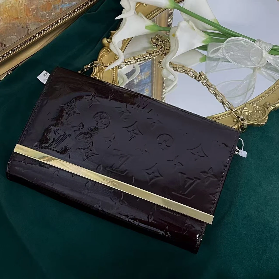 95新 LouisVuitton/路易威登 lv黑金色亮面单肩包/95新/16490069
