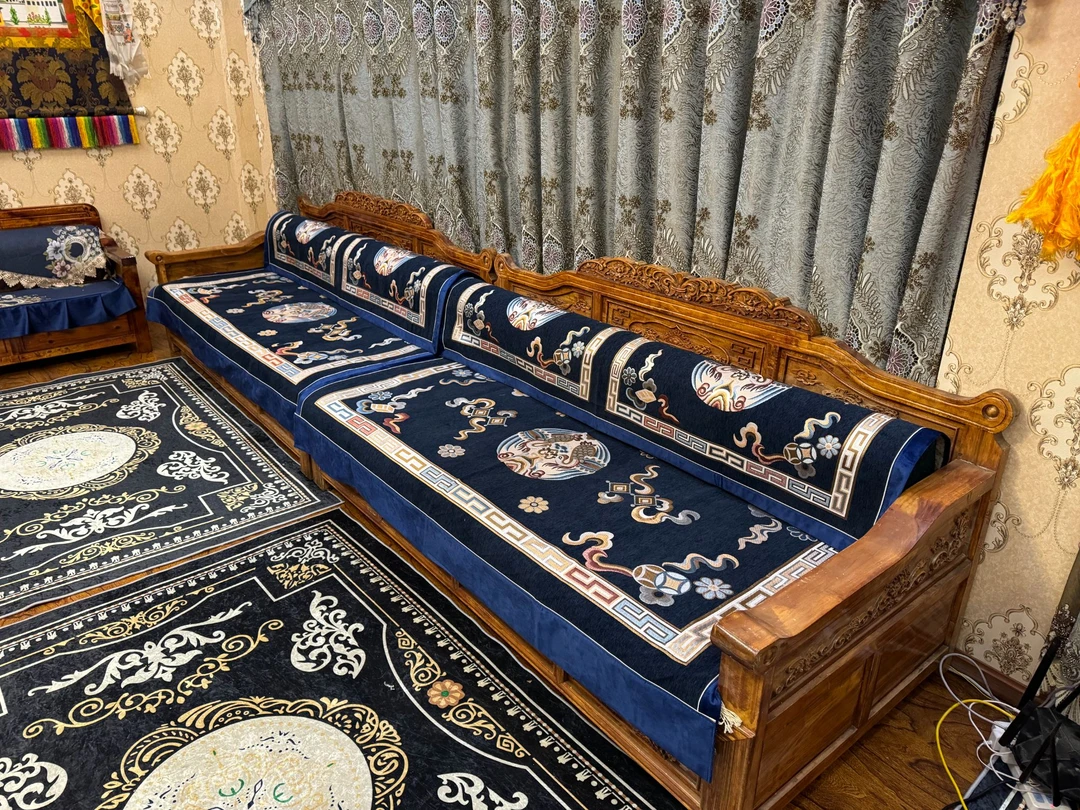 西藏包邮拉萨发货藏式防滑加厚卡垫沙发垫靠背垫卧室客厅通用