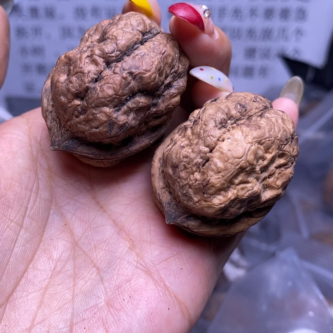 文玩核桃把件云南野生铁核桃58号40mm