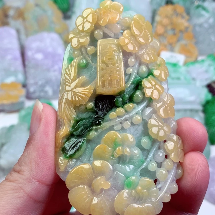 吊坠(不含链)未镶嵌翡翠
