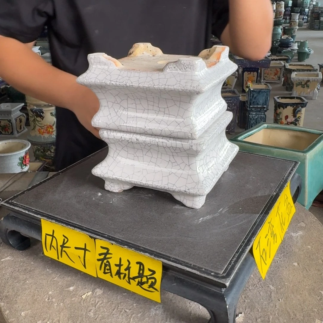 一风堂石湾盆。 瑕疵，内口10*6