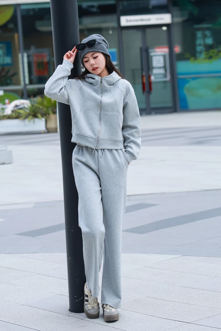 春季新款重工女装卫衣套装 时尚休闲不挑身材