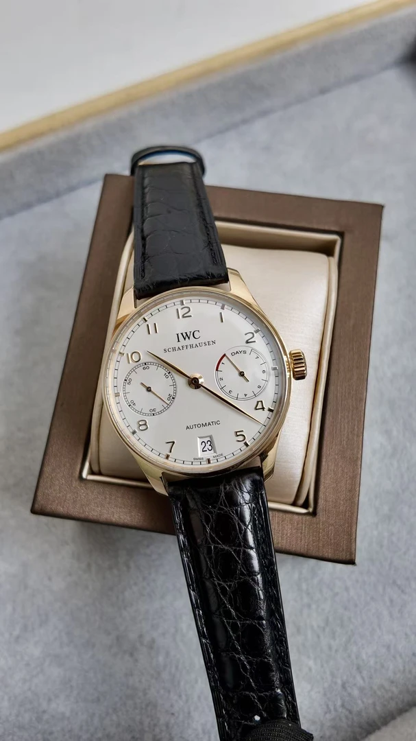 99新 IWC/万国 99新万国七日链IW500113自动机械43mm