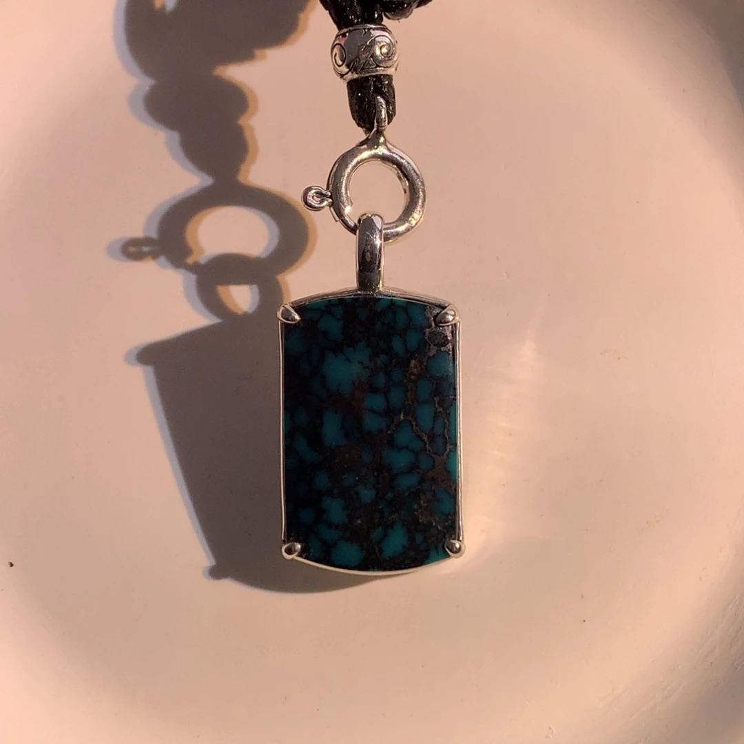 未镶嵌绿松石吊坠