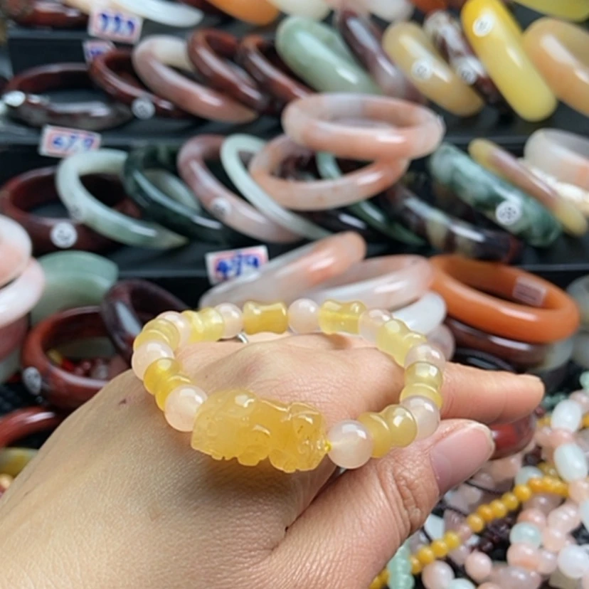 【闪购商品】石英质玉手链未镶嵌淑*