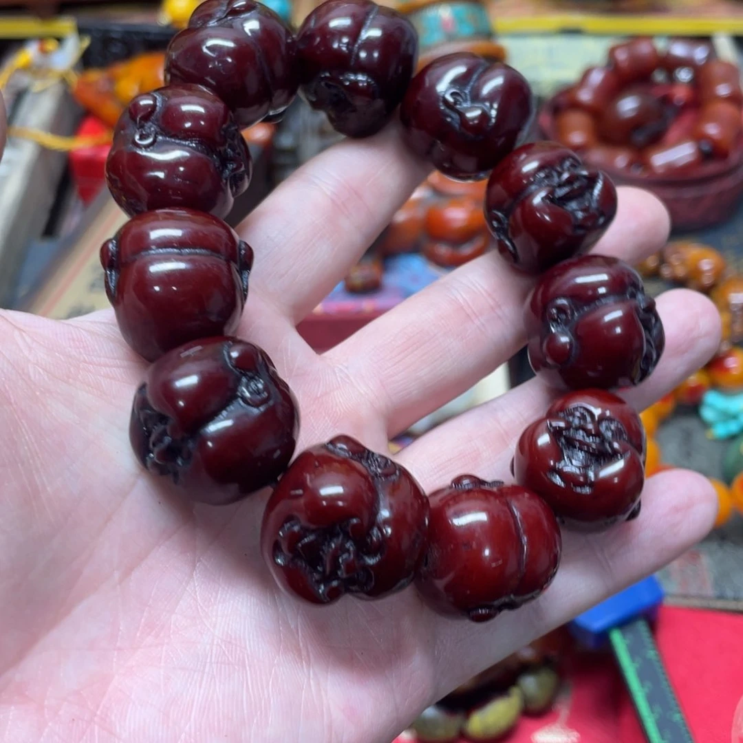 琥珀裸石未镶嵌好物推荐如图所示