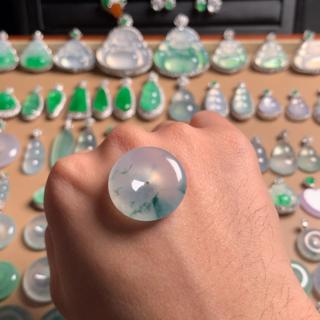 翡翠吊坠(不含链)未镶嵌